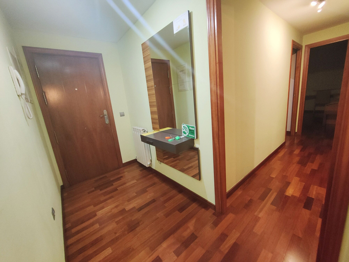 Others 4, Agora Apartment, Lleida