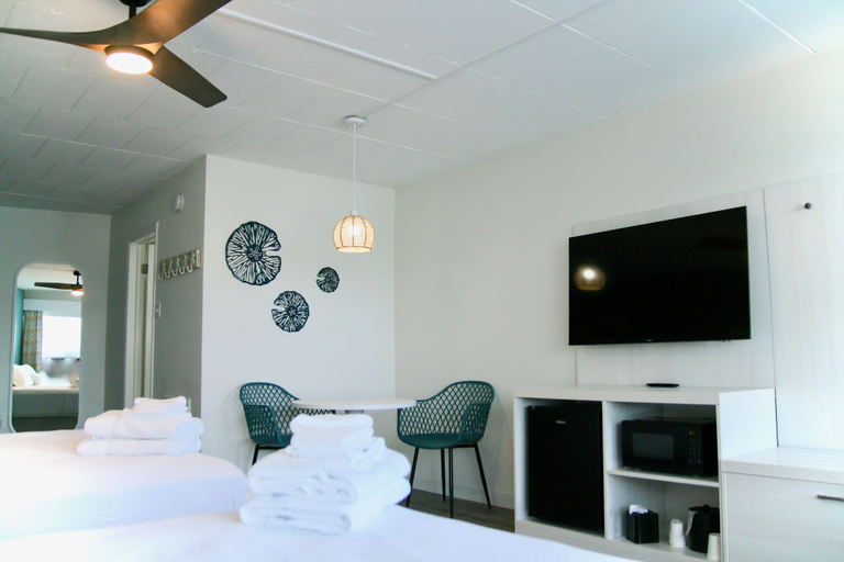 Others 4, Hotel Cabana Oceanfront/ Boardwalk, Cape May