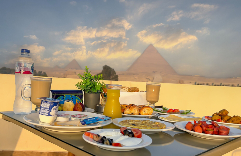 Food & Drinks 5, Pyramids Glory INN, Unorganized in Al Jizah