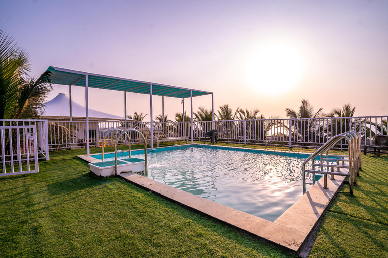 Sport & Beauty 4, Mysha Hill and Sea, Raigarh