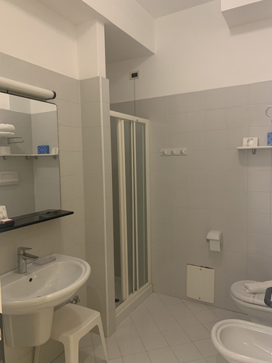Bathroom 5, Hotel Villa Sorriso, Venezia
