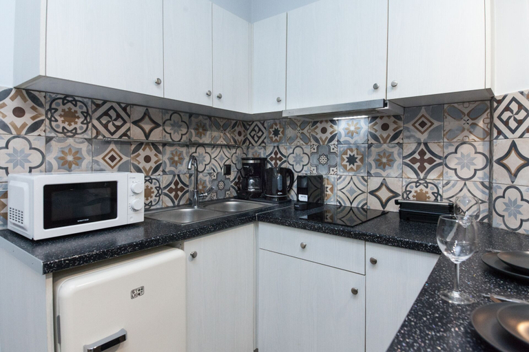 Private kitchen 5, Metaxourgio 2 Bd Gem for Urban Explorers, Attica