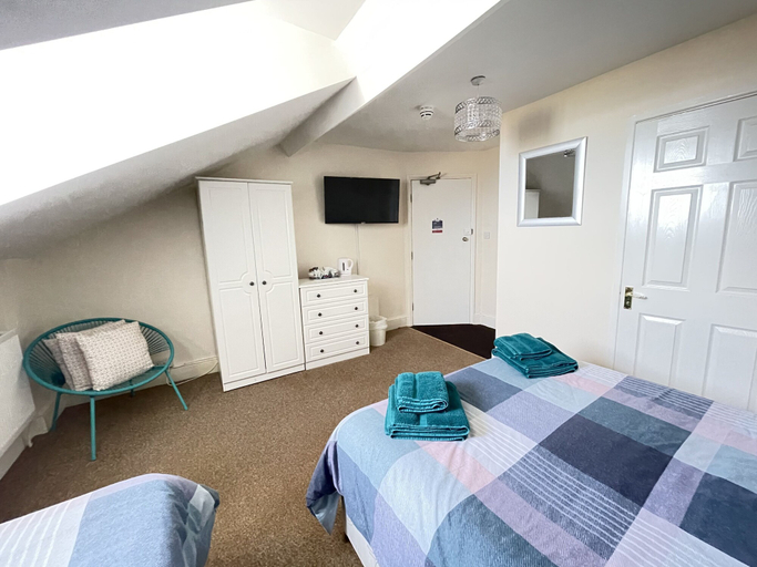 Bedroom 2, Bon-ami, Suffolk