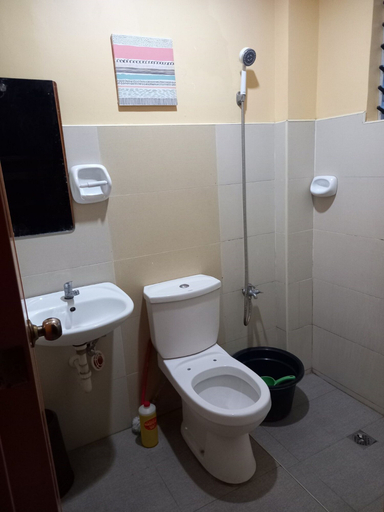 Bathroom 3, Allen Marie Shiphaus powered by Cocotel, Santa Fe