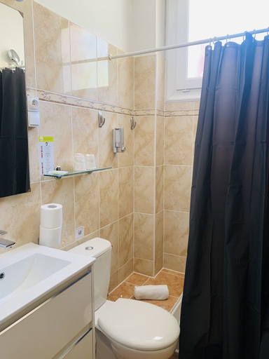 Bathroom 4, Hôtel Cala di Sole, Corse-du-Sud