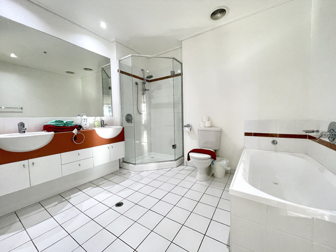 Bathroom 3, Readyset Apartments at Dockside, Melbourne