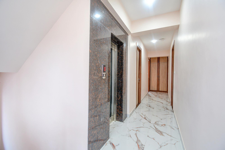 Public Area 2, FabHotel The Lily - Nr. Bisarjan Ghat, North 24 Parganas