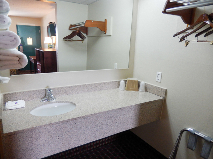Bathroom 4, Studio 6 Suites Clarion, PA, Clarion