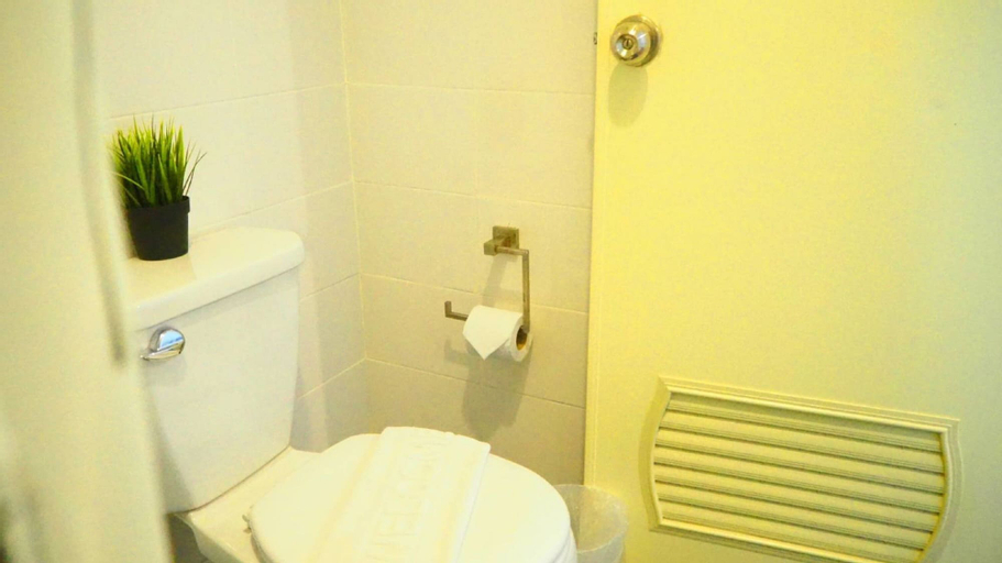 Bedroom 4, Chino Town Gallery Alley, Phuket Island