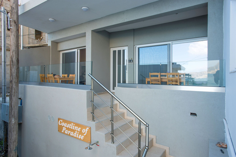 Property grounds 5, Relaxed Seaside Living, Tris Ekklisies - Sleeps 4, Crete
