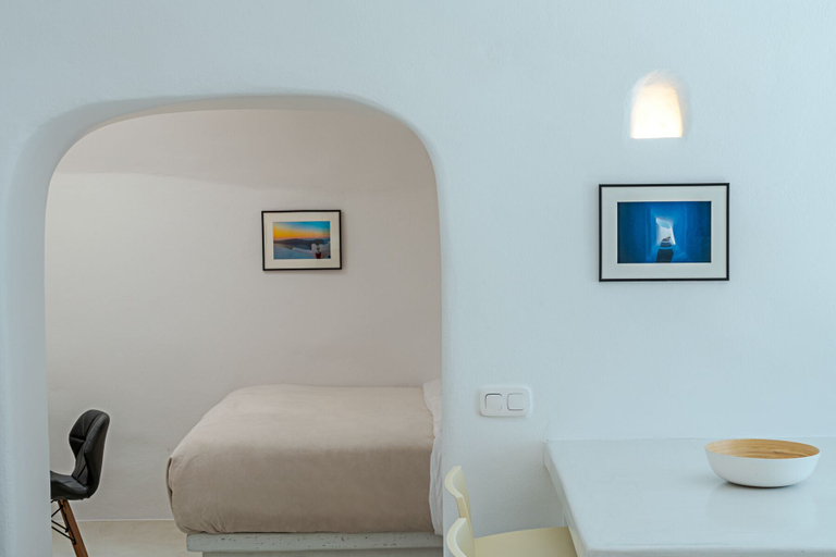 Bedroom 3, Crown Of Fira, South Aegean
