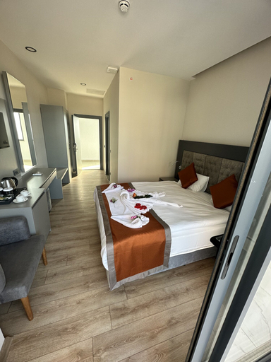 Bedroom 4, Side Golden Rock Hotel 16+ Adults Only, Manavgat