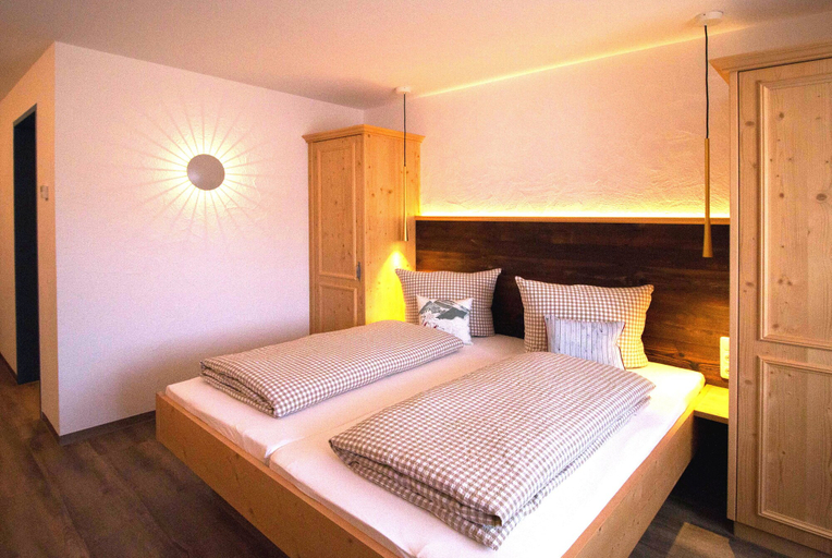 Bedroom 3, Berggasthof Sonne Imberg, Oberallgäu