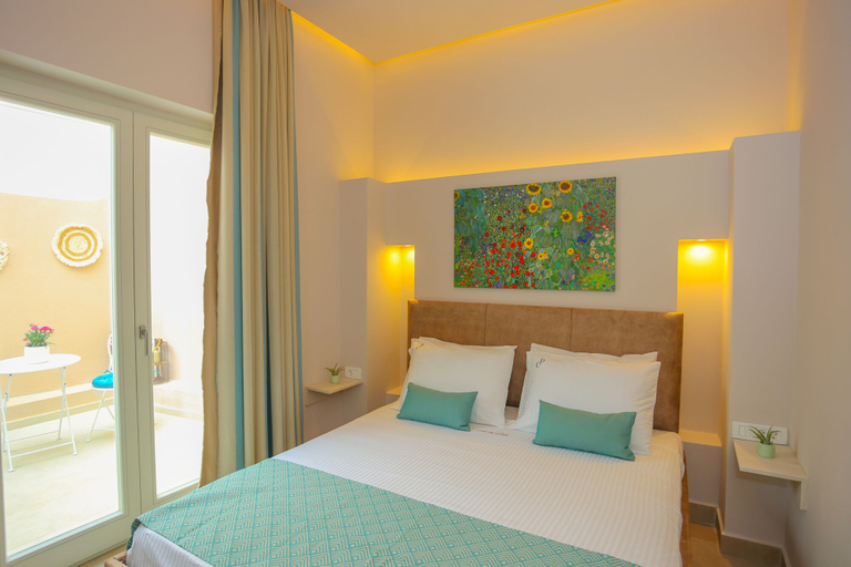 Bedroom 4, Casa de Potie, Crete