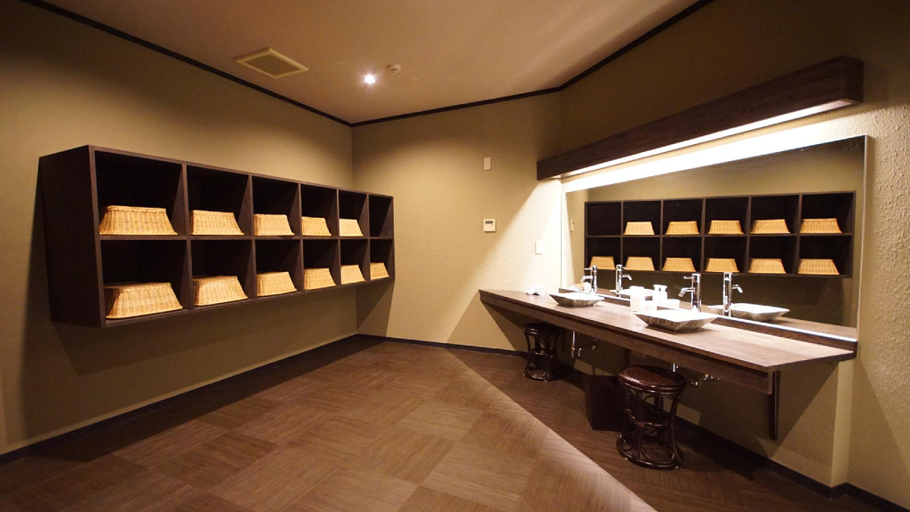 Bathroom 4, Atami Tsukiemon, Atami