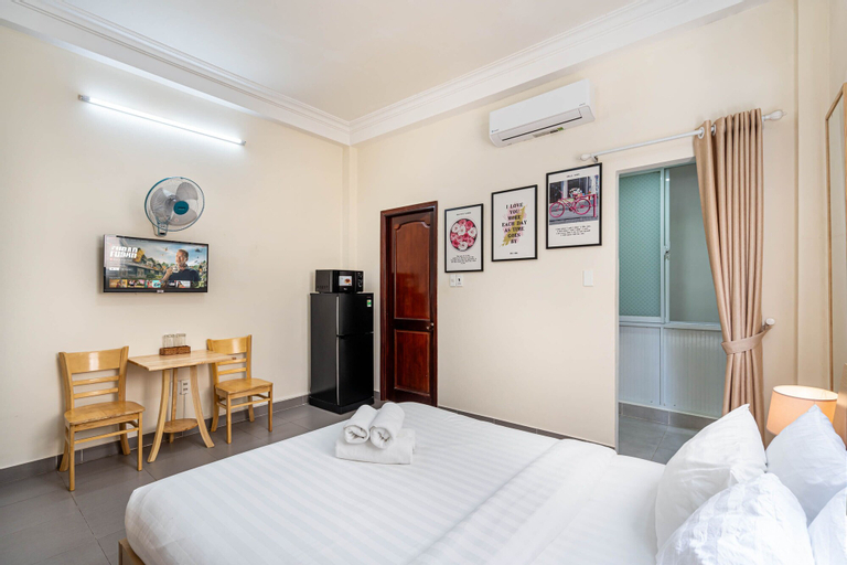 Bedroom 12