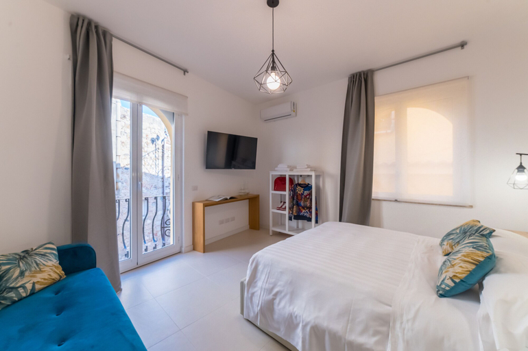 Bedroom 2, Castalia Apartments & Rooms, Messina