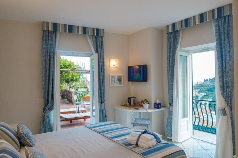 Bedroom 2, Villa Carlotta Minori, Salerno
