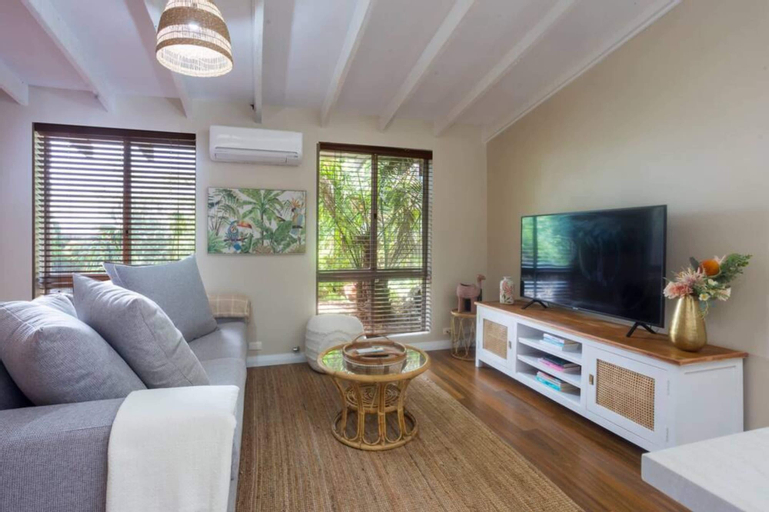 Others 3, Lovely 1BR in Beachy Scarborough, Stirling
