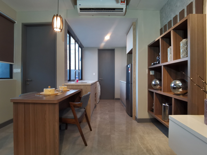 Dining Room 2