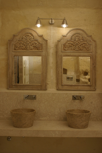 Bathroom 4, L Hotel In Pietra, Matera