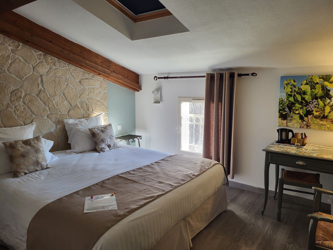 Bedroom 3, Hotel Restaurant La Ferme, Vaucluse