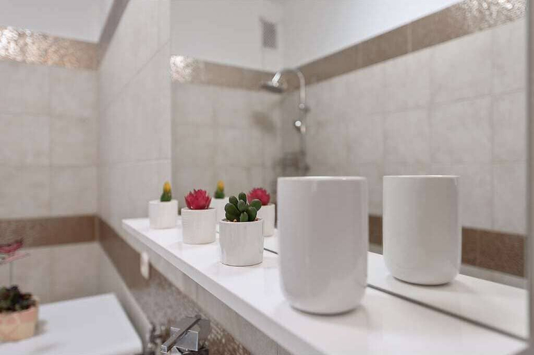 Bathroom 4, La Guardia apartments, Rijeka