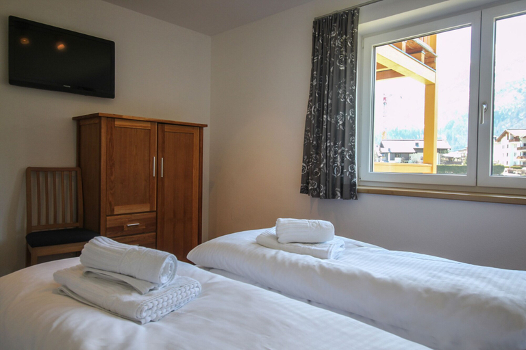 Bedroom 2, Tauern Relax Lodges, Zell am See