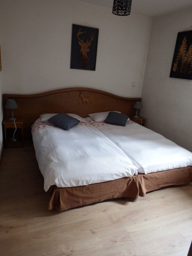Bedroom 4, Auberge Du Pont De L'Alp, Hautes-Alpes