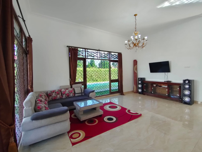 Bedroom 4, Villa Bougenvile M1 by Puncak Go Villas, Bogor