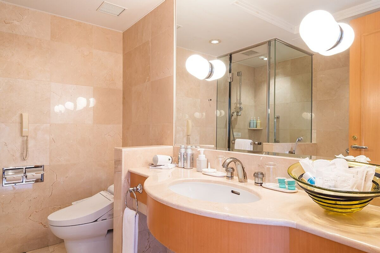 Bathroom 5