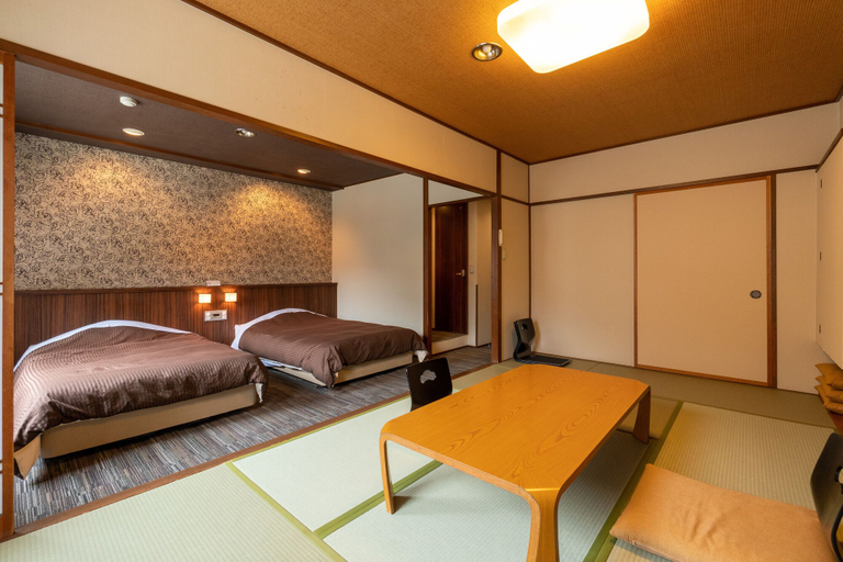 Bedroom 4, Ooedo Onsen Monogatari Higashiyama Grand Hotel, Aizuwakamatsu