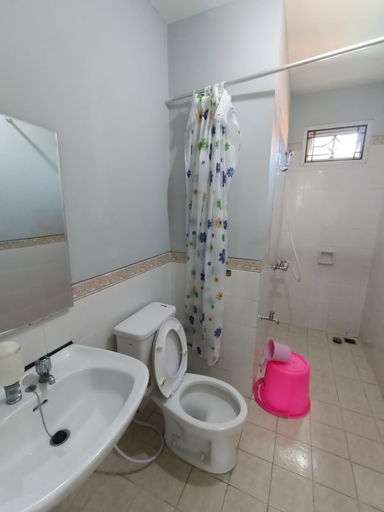 Bathroom, Villa Puncak Resort TRULY 1 by Puncak Go Villas, Bogor