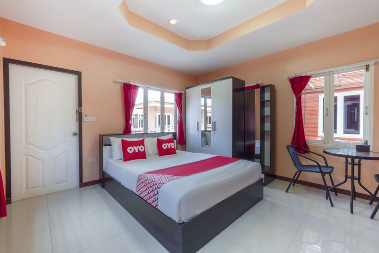 Bedroom 3, OYO 1166 Train Way Resort, Si Racha