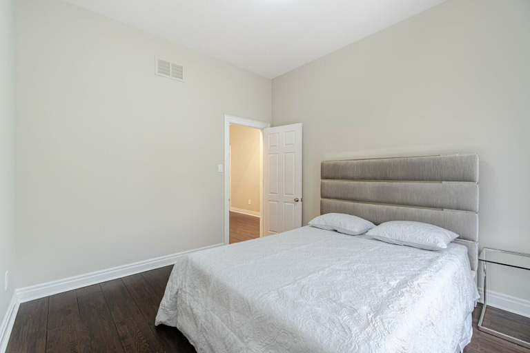 Bedroom 4, Waterfront Royal Villas, Peel