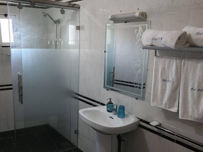 Bathroom 4, Riad Ras Lafaa, Safi