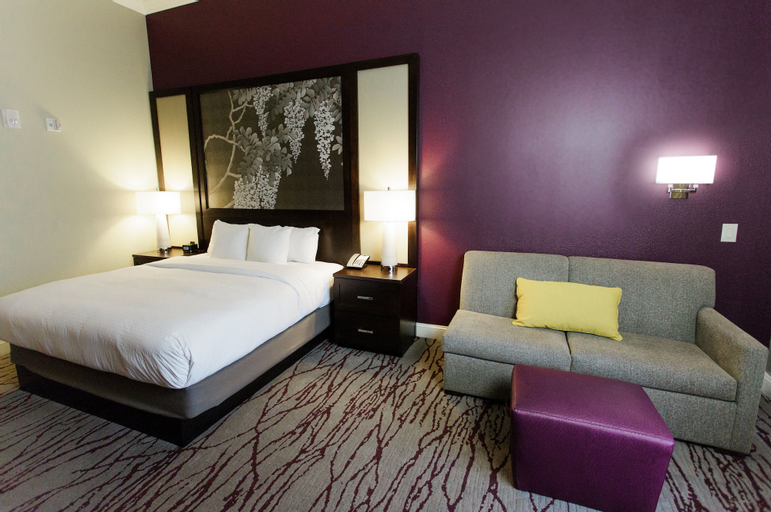 Bedroom 15
