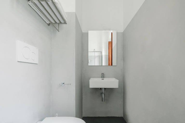 Bathroom 5, Ostello Henry, Carbonia-Iglesias