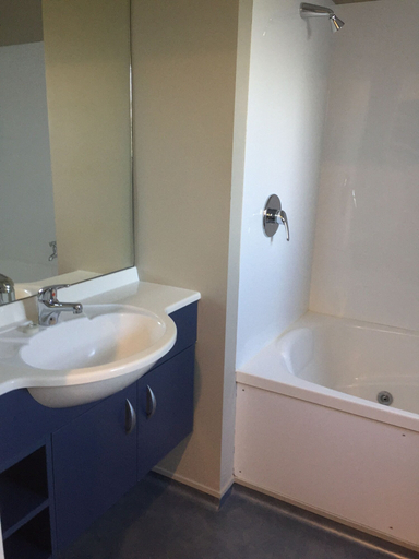 Bathroom 3, Bay City Motor Lodge, Timaru