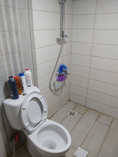 Bathroom, Beirut view apartments, Aley