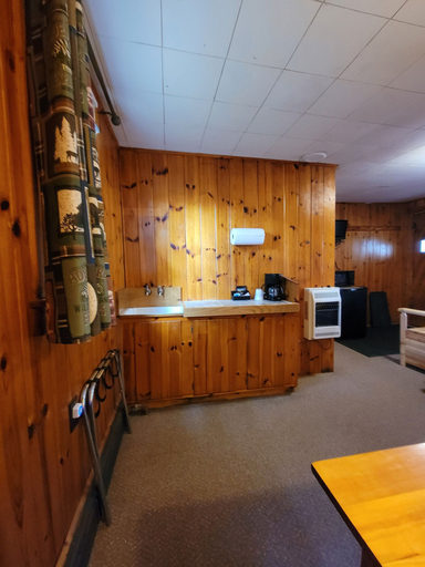 Others 5, Two Rivers Motel and Cabins, Houghton