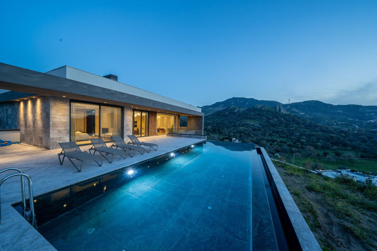 Terrace/patio 3, Hills Deluxe, Merkez