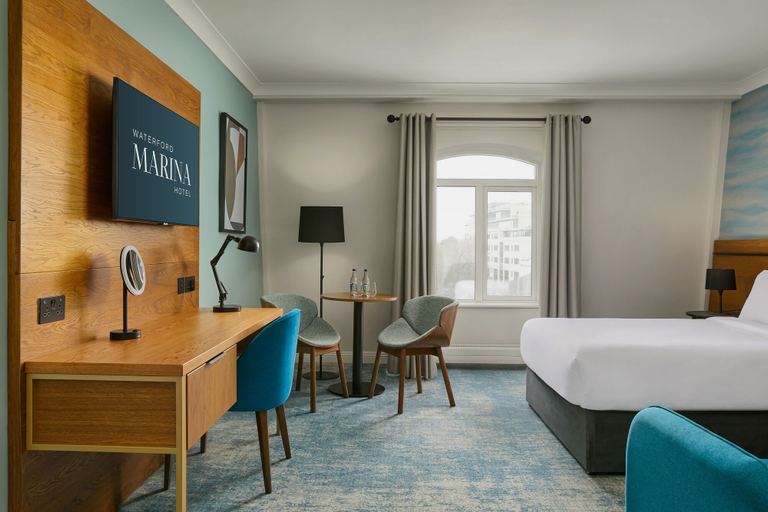 Bedroom 4, Waterford Marina Hotel