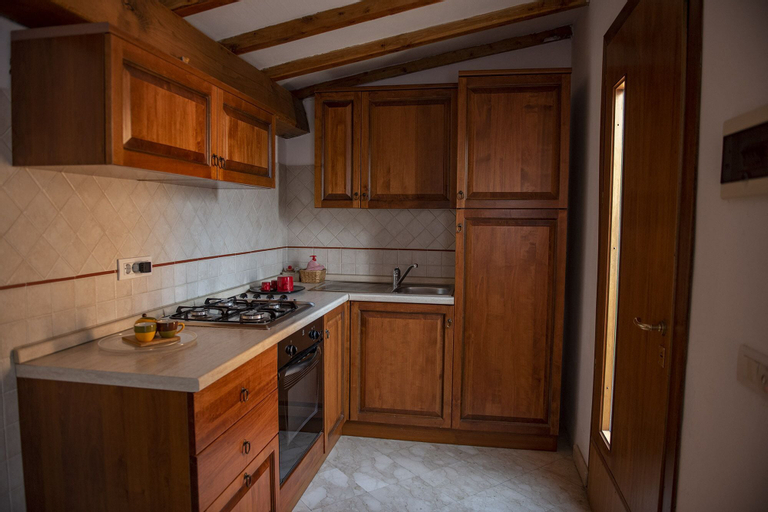 Dining Room 4