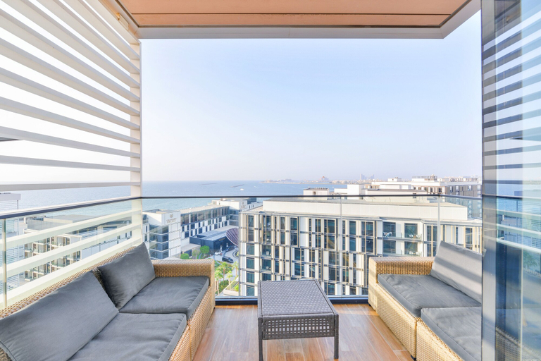 Balcony 5, Luxury 2BR - Awesome Views - Ain Dubai, Dubai