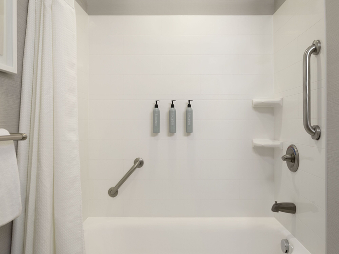 Bathroom 4, Courtyard Columbus New Albany, Franklin