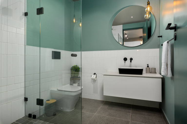 Bathroom, The Duke 905, City of Cape Town