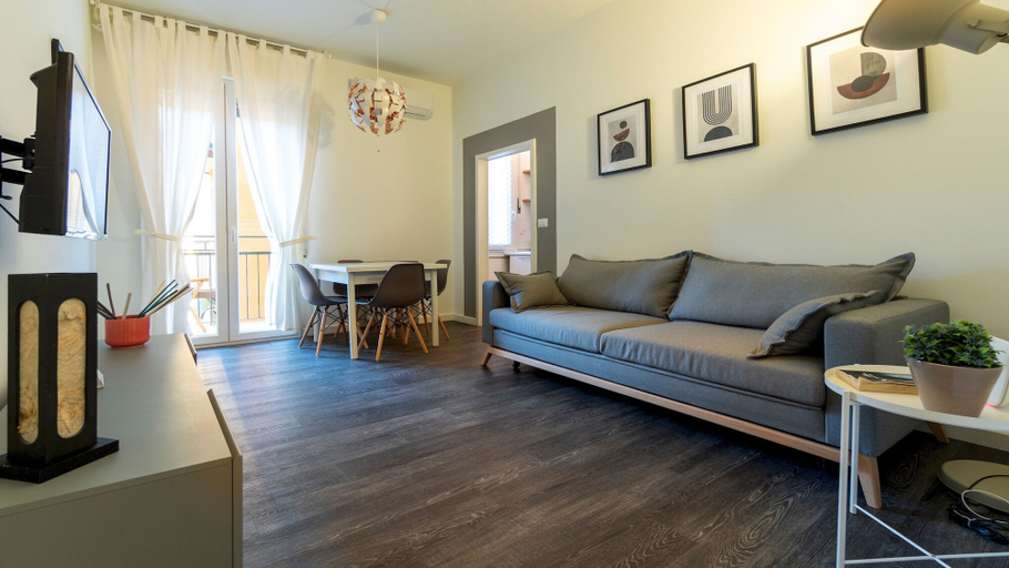 Others 5, Italianway - Baracca 7 A, Bologna