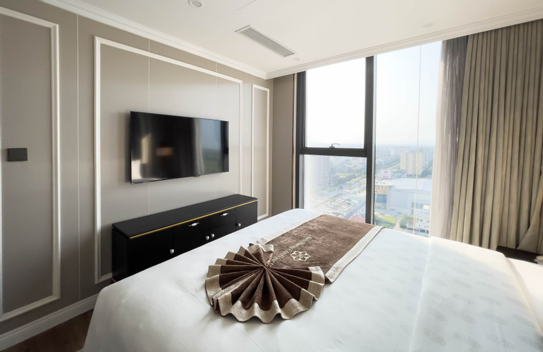 Bedroom 9