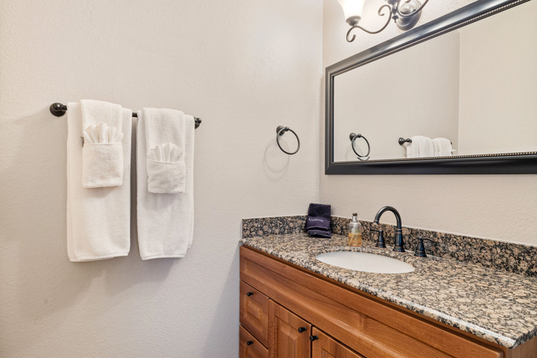 Bathroom 3, Casita Cerritos, Riverside